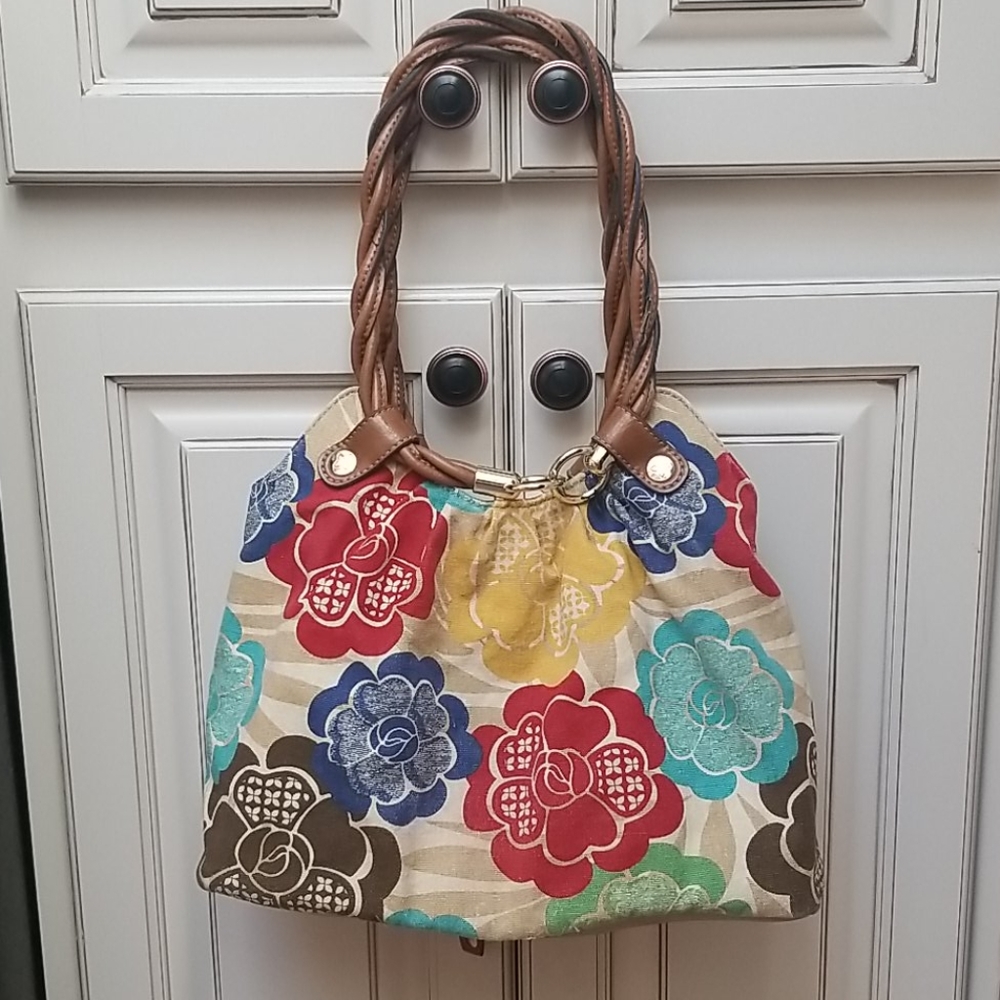 Flower Pattern Purse - Picture 2 of 16